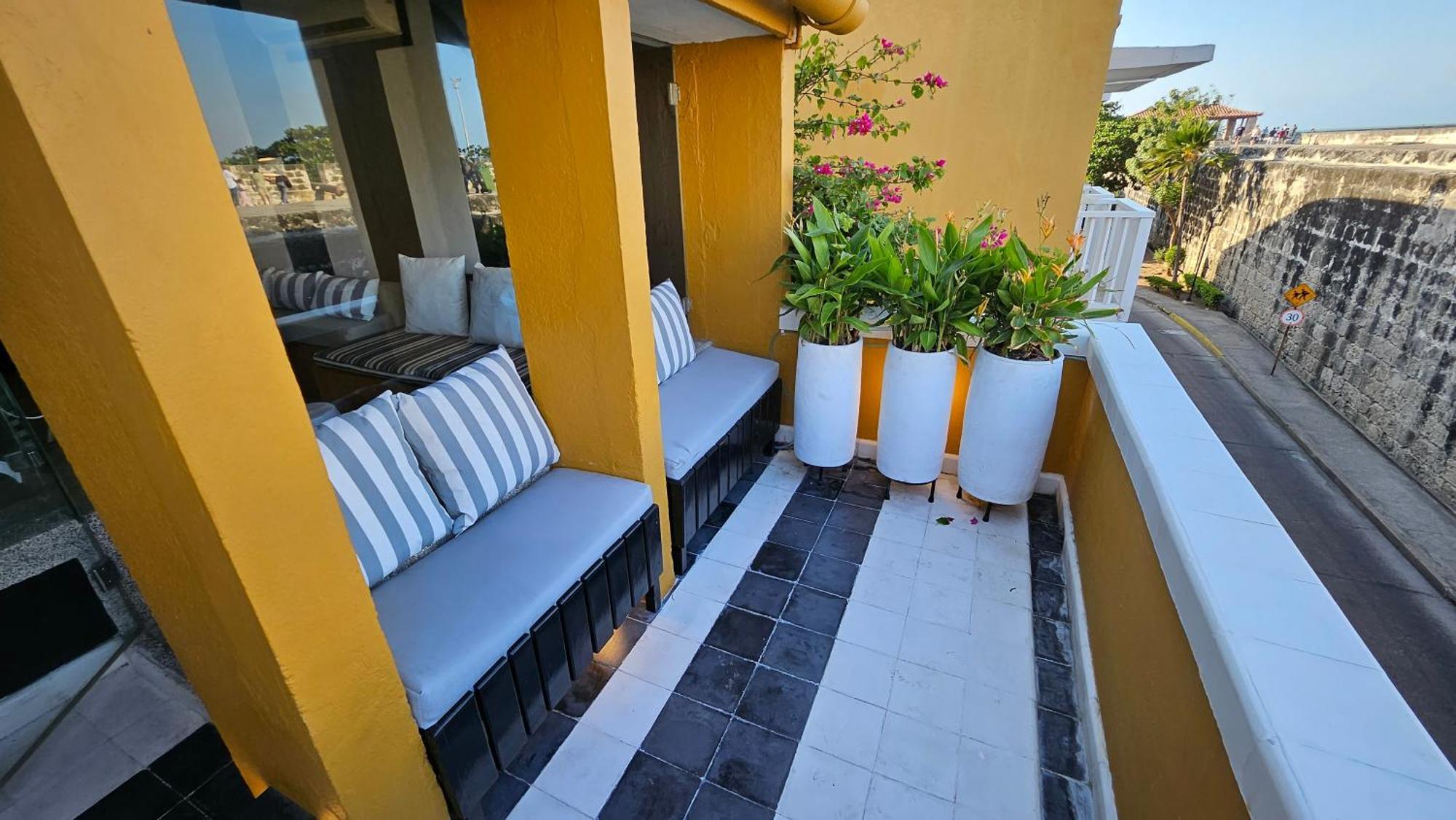 Apartamento Duplex Vista Al Mar Y Murallas Nuevo En La Ciudad Amurallada Lejlighed Cartagena Eksteriør billede