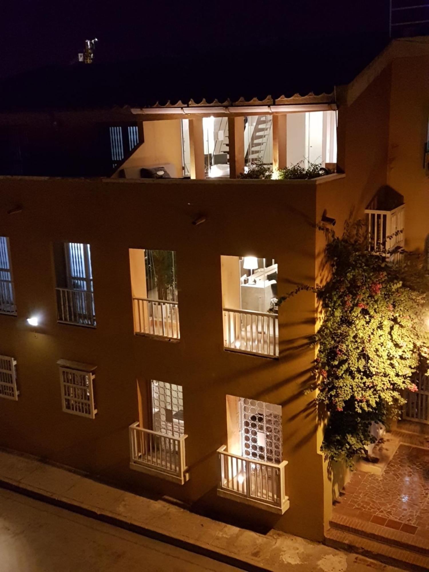 Apartamento Duplex Vista Al Mar Y Murallas Nuevo En La Ciudad Amurallada Lejlighed Cartagena Eksteriør billede